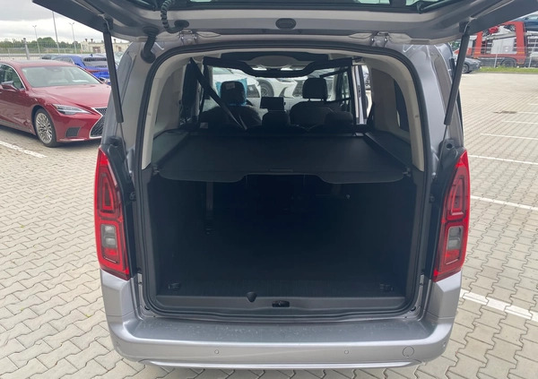 Toyota Proace City Verso cena 154999 przebieg: 15, rok produkcji 2024 z Poznań małe 92